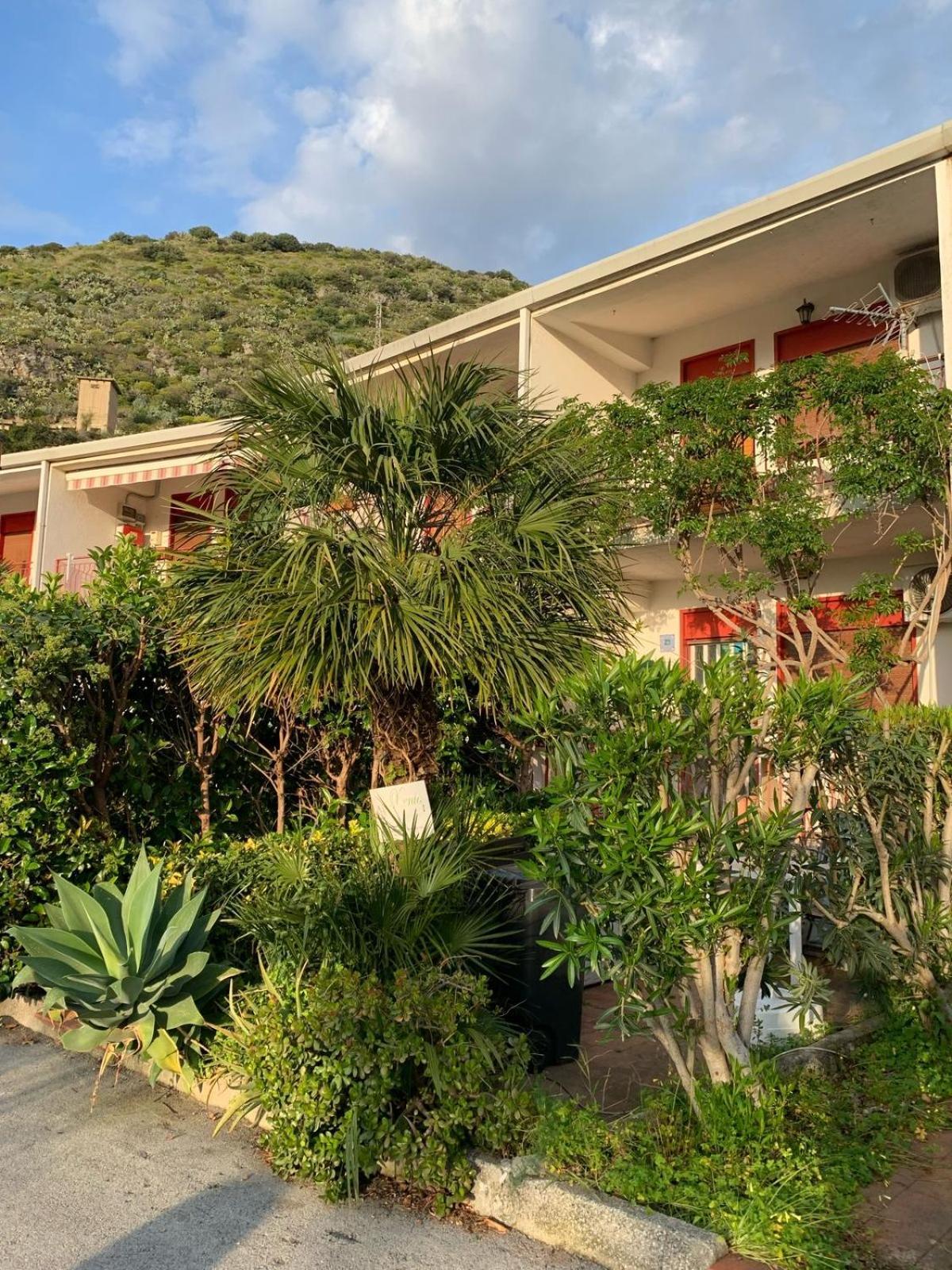 B&B Xenia Mongiove Exterior photo